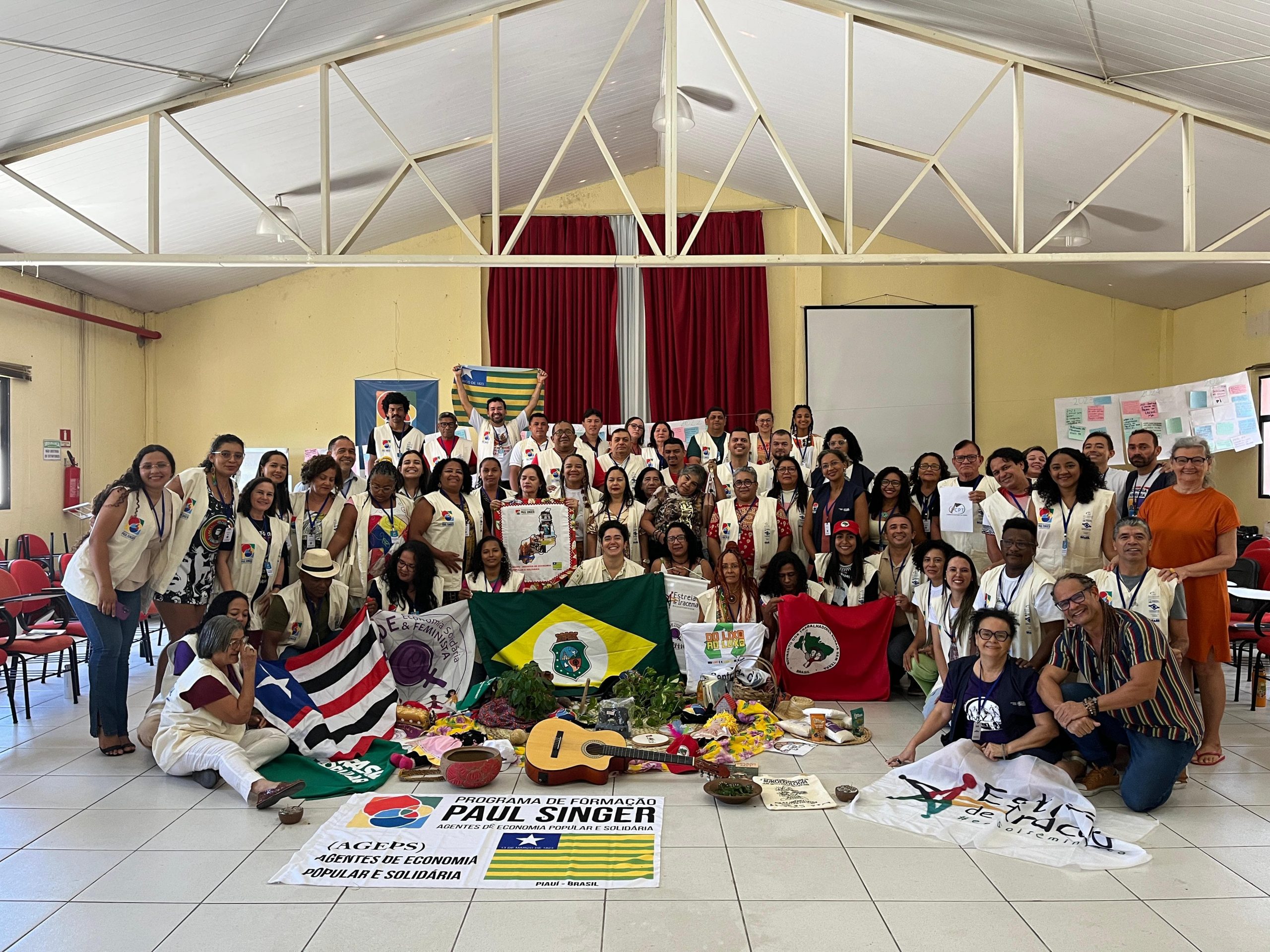 Fotos com os participantes do encontro