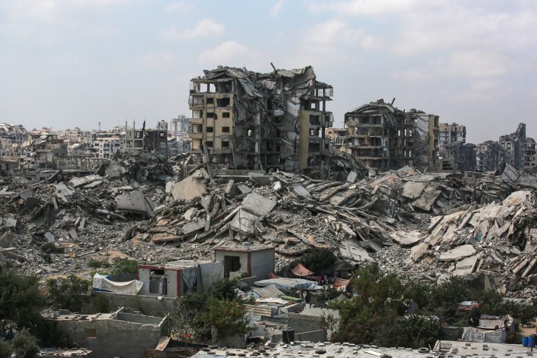 Após violar cessar-fogo e matar 45 em Gaza, Israel retoma acordo