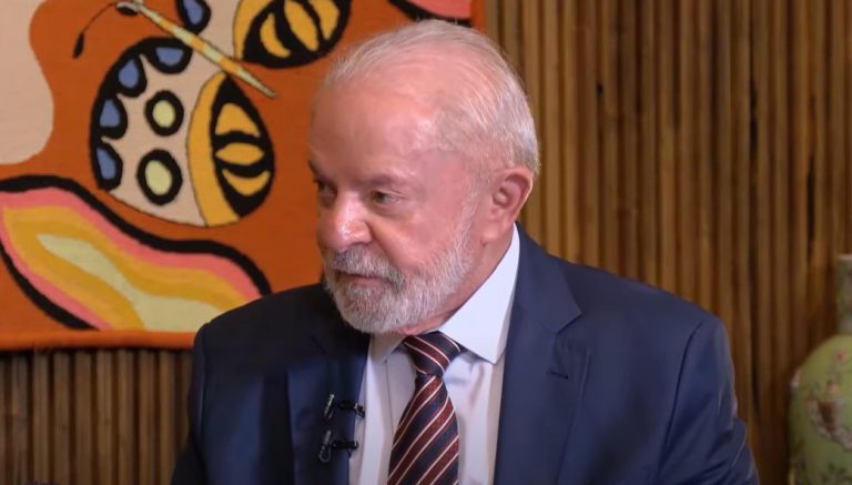 Lula promete R$ 30 bilhões em crédito para empresas afetadas por tarifaço