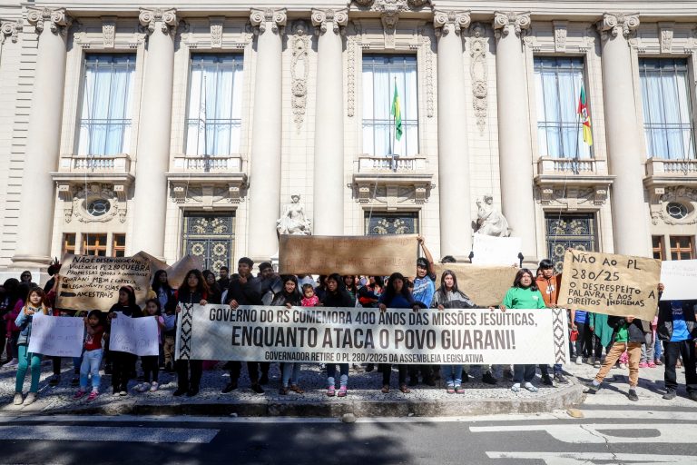 'Terra indígena não se vende, se defende' alertaram lideranças em audiência na Assembleia