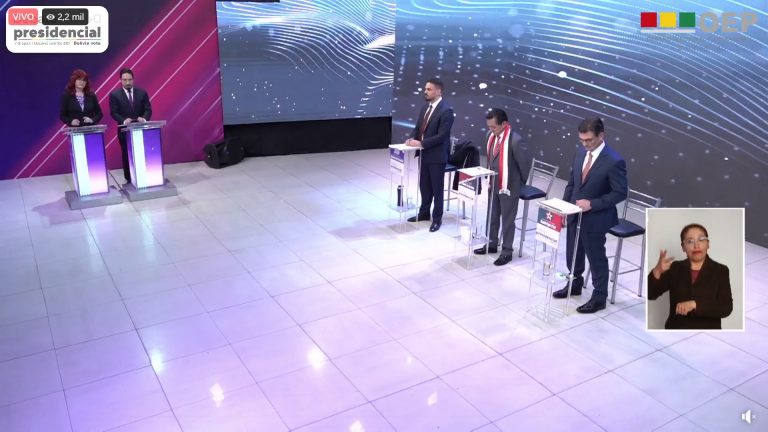 Debate presidencial na Bolívia tem baixa participação; candidatos focam em propostas econômicas