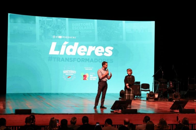 Governo Leite lança Programa de Reconhecimento da Educação Gaúcha e Cpers critica meritocracia