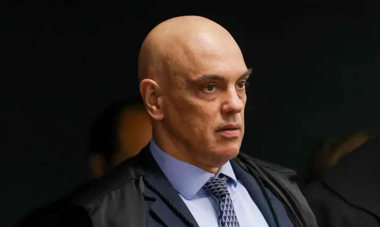  STF inicia julgamento de Bolsonaro e mais sete por tentativa de golpe de Estado; veja ao vivo