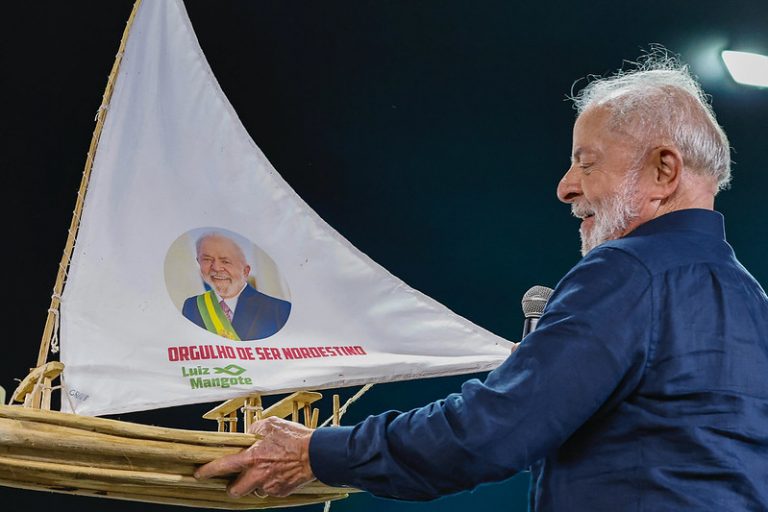 Quaest: Lula tem desafio em estados bolsonaristas, mas venceria qualquer adversário no 2º turno