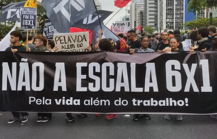 Manifestação em São Paulo pelo fim da escala 6x1
