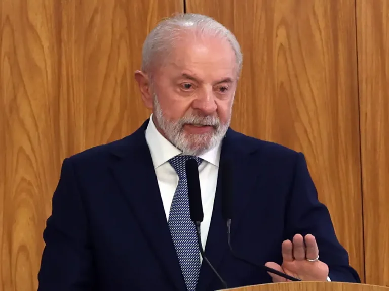 Lula exalta 'maior operação contra o crime organizado da história'