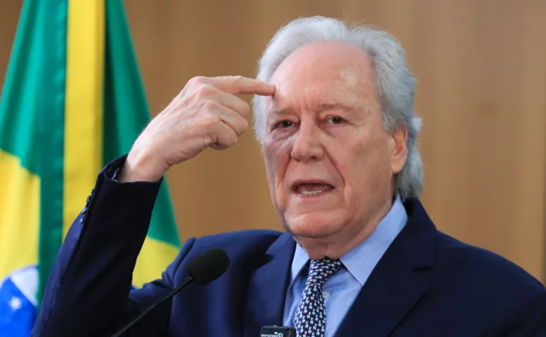 Ministro da Justiça: distribuição de bebidas com metanol pode ter chegado a outros estados