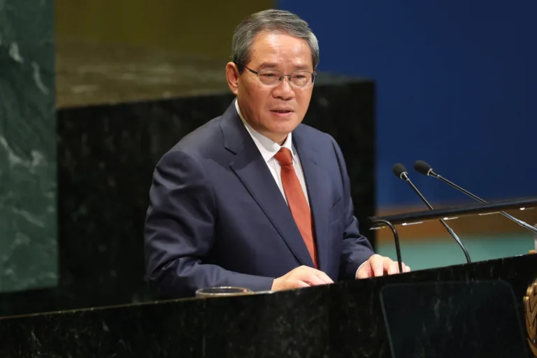 Após compromisso ambiental histórico, China insinua crítica aos EUA e defende multilateralismo
