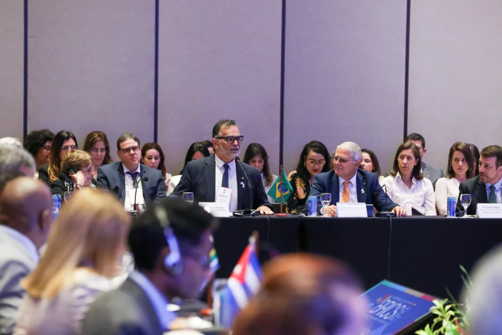 Encontro com representantes de instituições de saúde pública dos países do Brics