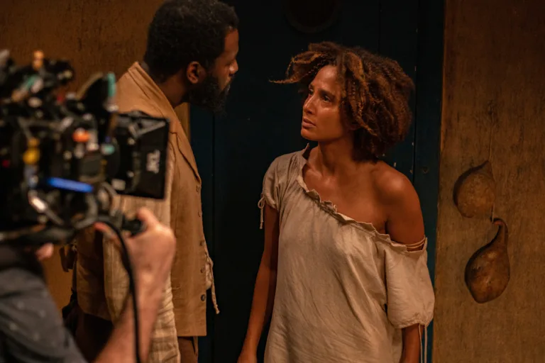 'Malês' chega aos cinemas hoje: ‘Podemos ser sujeitos da nossa história’, define Camila Pitanga