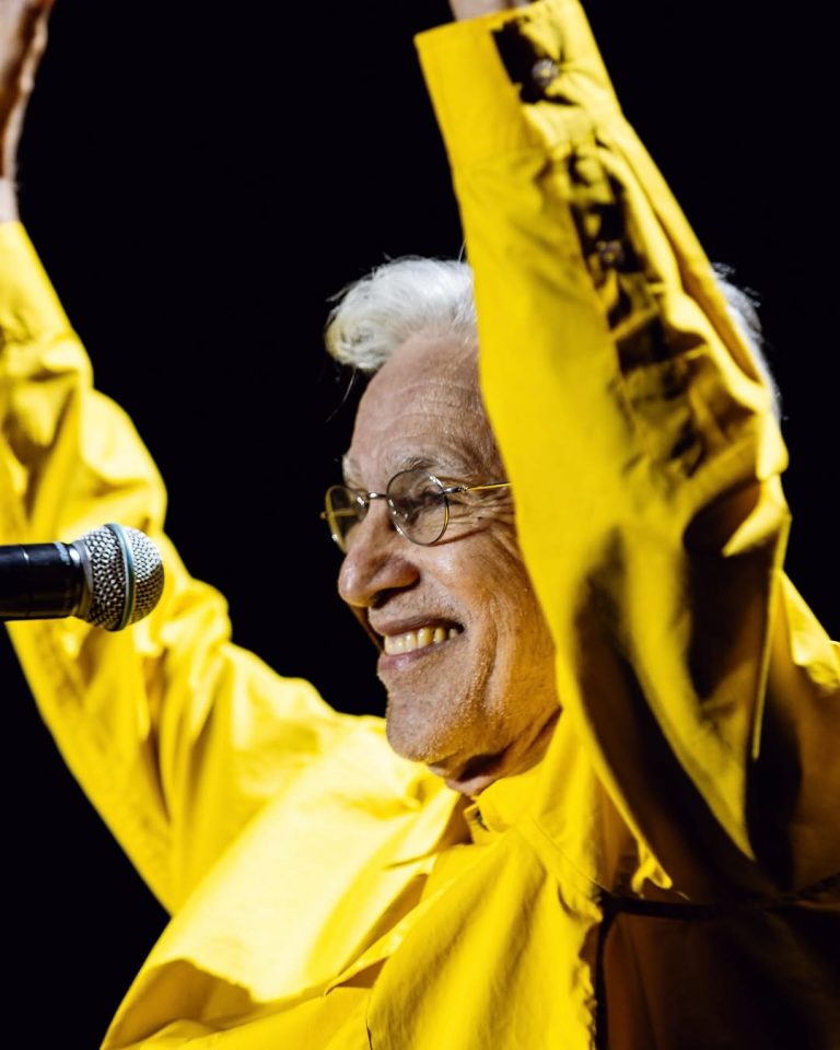 Chico, Caetano e Gil se unem no Rio contra PEC da Blindagem; atos acontecem por todo o país