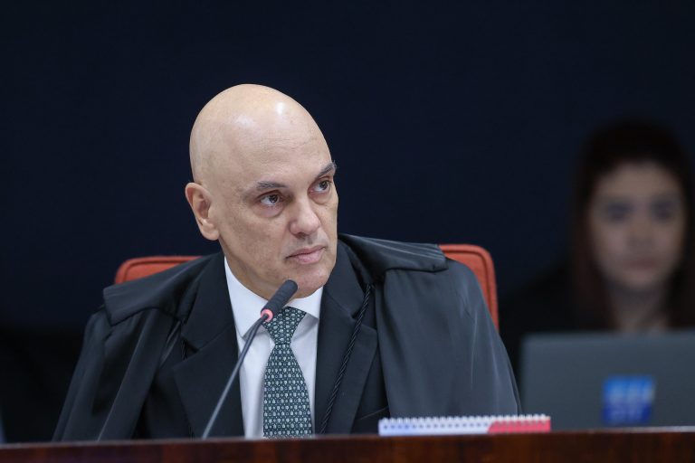 Moraes diz que tentativa de coagir STF pelos EUA não terá efeito em julgamento de Bolsonaro