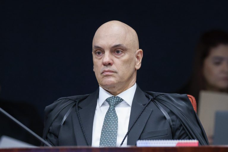 Moraes afasta questionamentos da defesa de Bolsonaro e garante: ‘Processo penal foi respeitado'