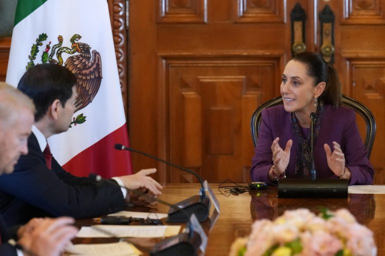 Apesar de tensão com Trump, Sheinbaum recebe Rubio e fecha acordo de cooperação na fronteira