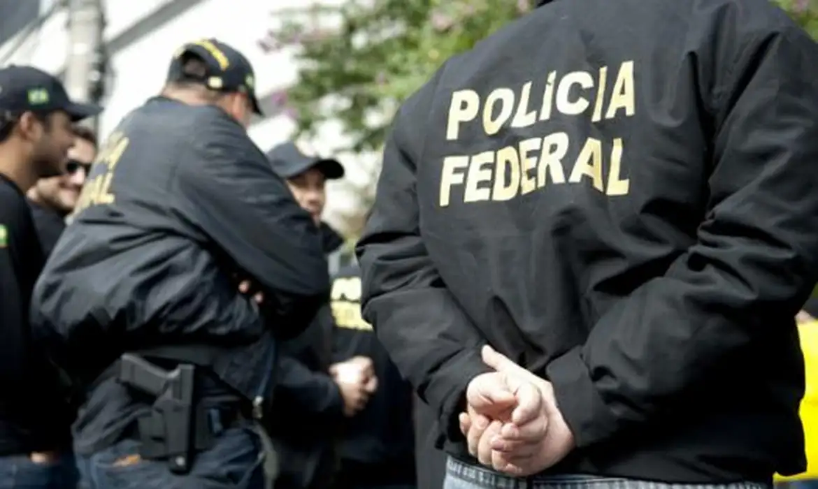 polícia federal em ação