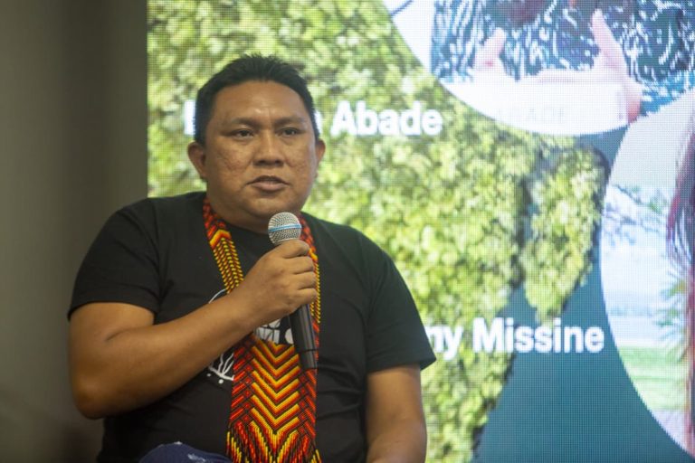 'Ouro é sangue Yanomami': Dário Kopenawa denuncia destruição causada pelo garimpo