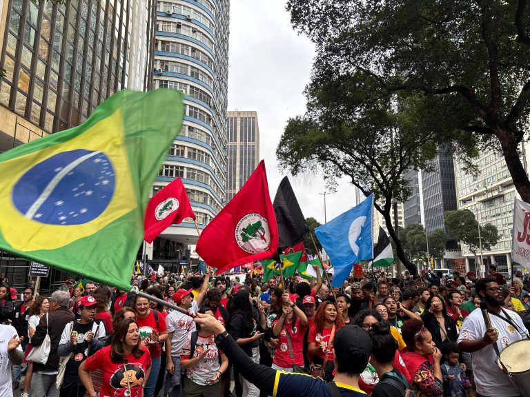 A ascensão do fascismo no mundo e no Brasil