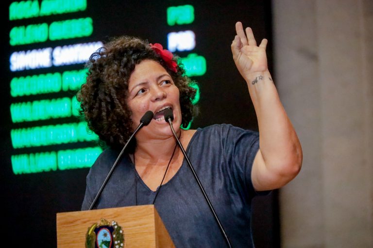 Dani Portela diz que ataques sofridos são reflexo de aliança de Raquel Lyra com o bolsonarismo