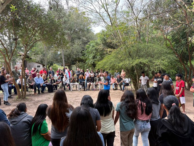 Deputados visitam aldeia Guarani em Viamão e reforçam oposição ao PL 280