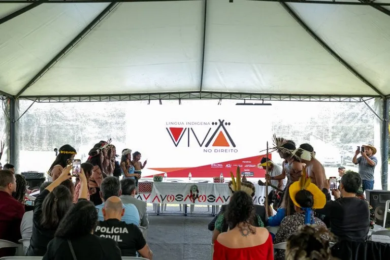 Comunidade de Canela (RS) traduz Constituição para a língua kaingang