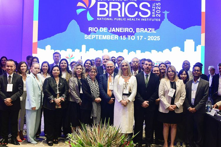 Encontro com representantes de instituições de saúde pública dos países do Brics