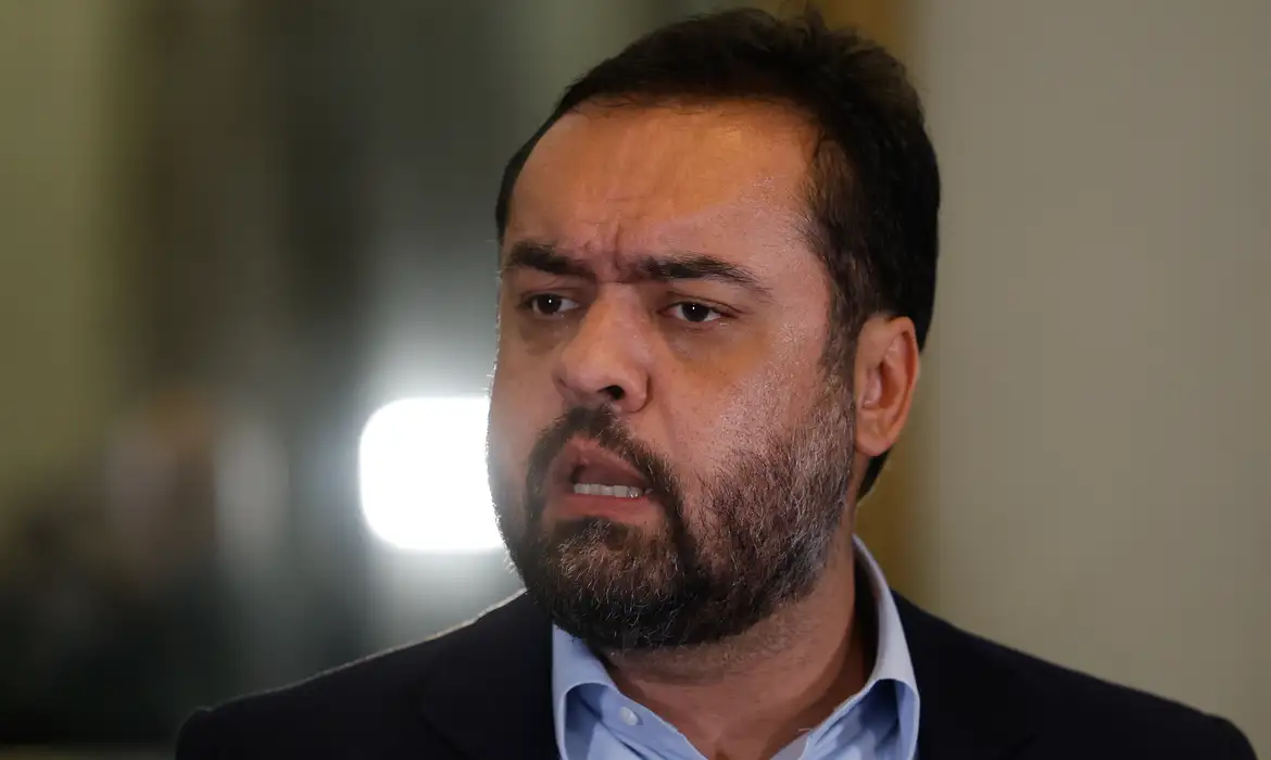 TSE retoma nesta terça (24) julgamento que pode tornar Cláudio Castro inelegível