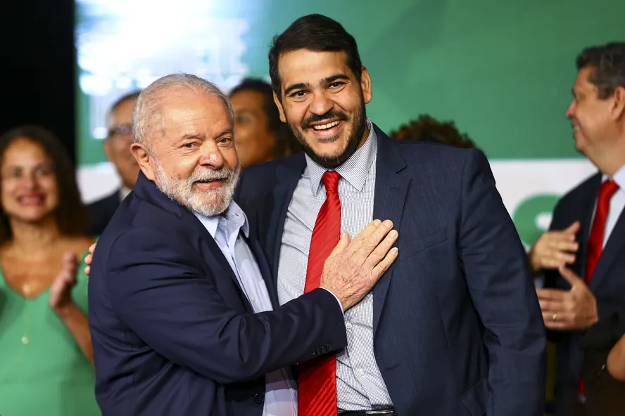 Cotado para STF, advogado-geral da União, Jorge Messias, é visto pela pesquisadora Magali Cunha como símbolo de nova fase de diálogo com evangélicos