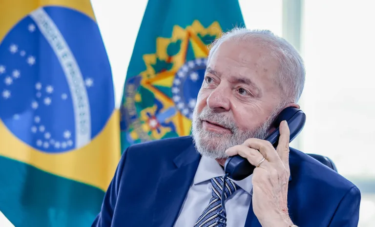 Lula receives call from Trump and urges end to tariffs and sanctions on Brazilians