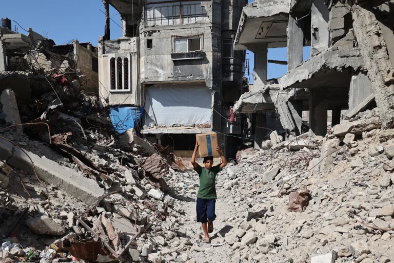 Israel bombardeia Faixa de Gaza sob alegação de que Hamas atacou unidade militar