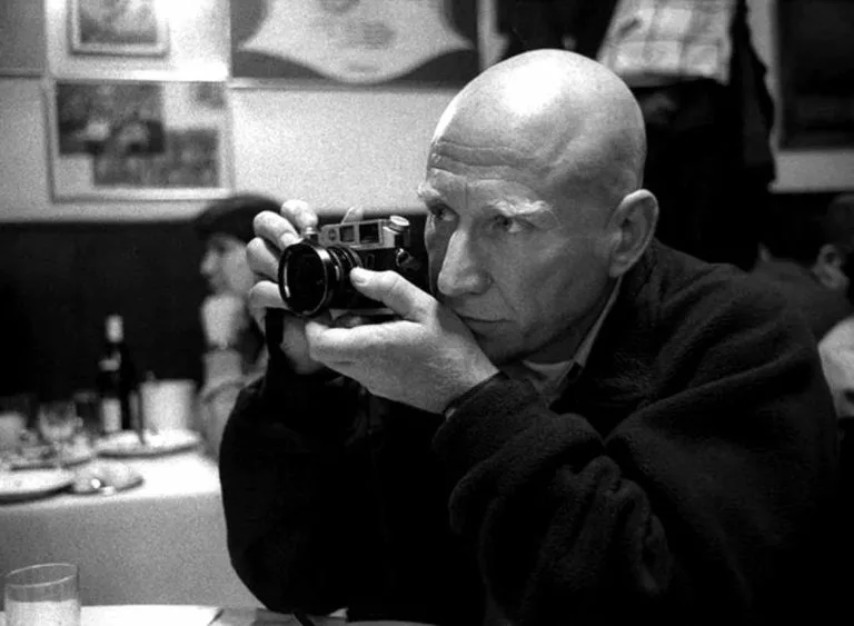 Fotógrafo Sebastião Salgado retratou luta por terra após massacre de Eldorado dos Carajás e destinou renda do livro Terra à construção da Escola Nacional Florestan Fernandes
