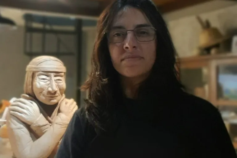 Rafaela Barbosa apresenta a mulher originária na exposição 'Pampeanas'