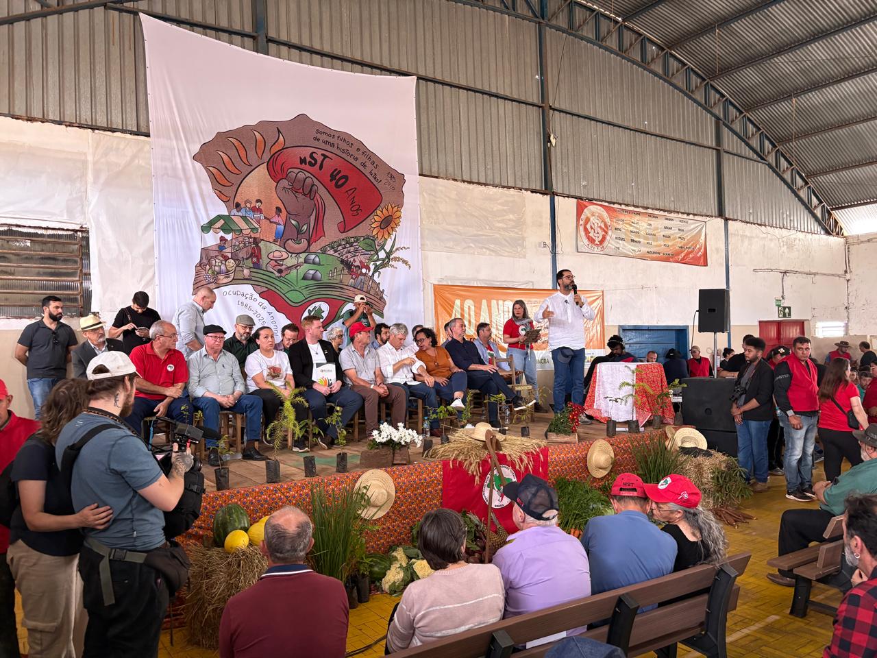 Emoção e anúncios marcaram o primeiro dia da festa dos 40 anos da Fazenda Annoni