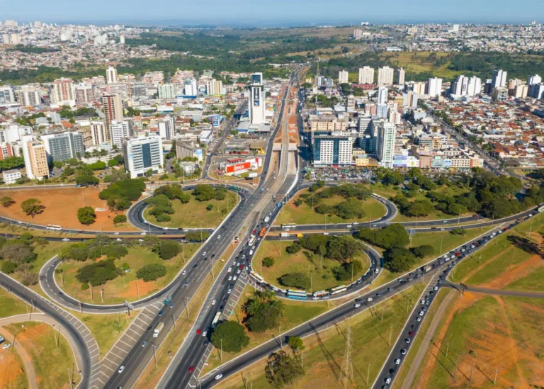 Um triângulo nada amoroso