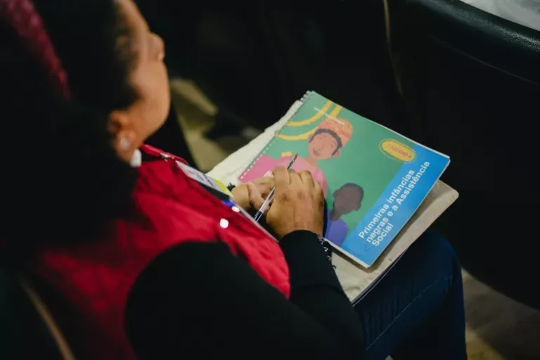 Professores têm papel essencial no combate ao racismo desde a primeira infância, afirma Unicef