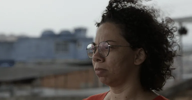 "A ditadura não acabou nas favelas', diz diretora do documentário Cheiro de Diesel