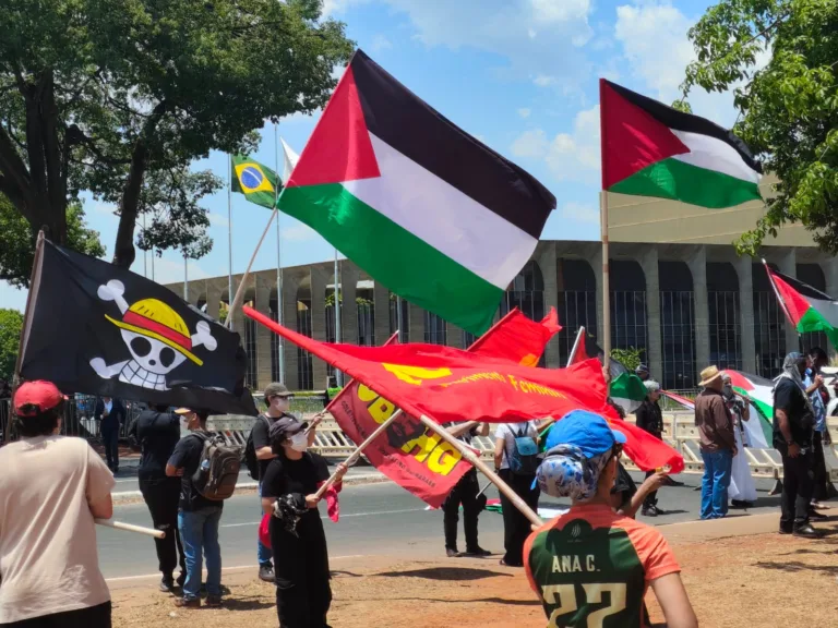 Polícia Militar do DF agride manifestantes em ato de solidariedade à Palestina