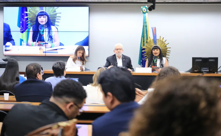 Parlamentares amazônicos firmam posição contra a exploração de petróleo na Foz do Amazonas