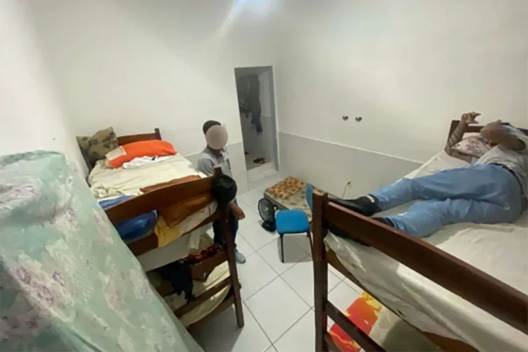 Em PE, comunidade terapêutica é denunciada por maus tratos, superexploração e cárcere privado