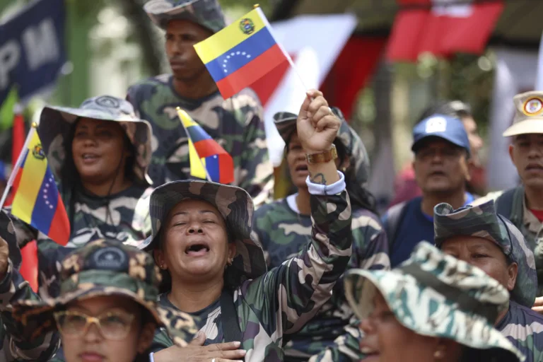 Trump autoriza CIA a conduzir ações letais na Venezuela contra governo Maduro