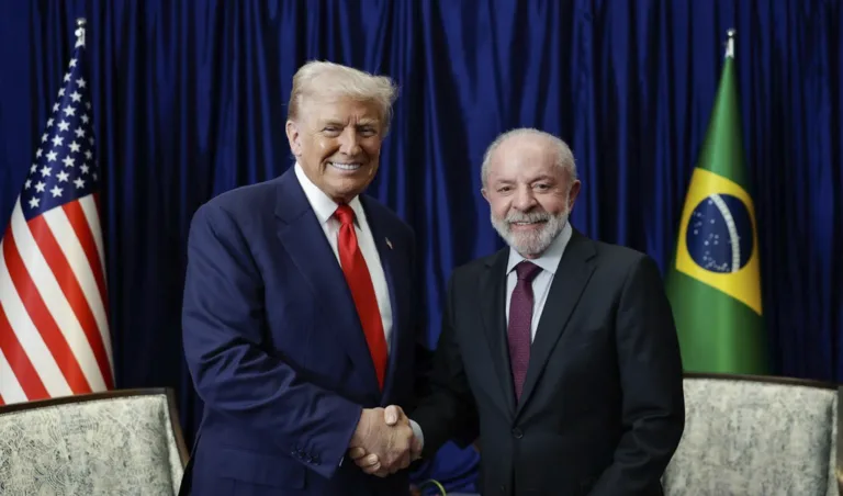 'Eu disse a Trump que é preciso usar inteligência em vez de armas', diz Lula sobre facções