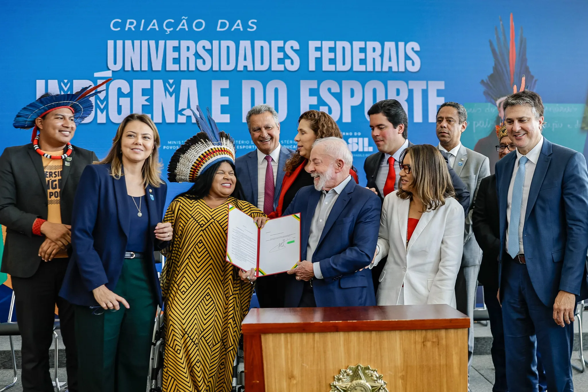 Presidente Lula assinou mensagem ao Congresso Nacional sobre o envio dos projetos de lei que criam a Unind e a UFEsporte.
