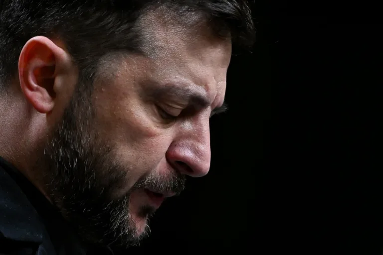 Plano de Paz pressiona Ucrânia: e impõe dilema a Zelensky: 'dignidade ou apoio dos EUA'
