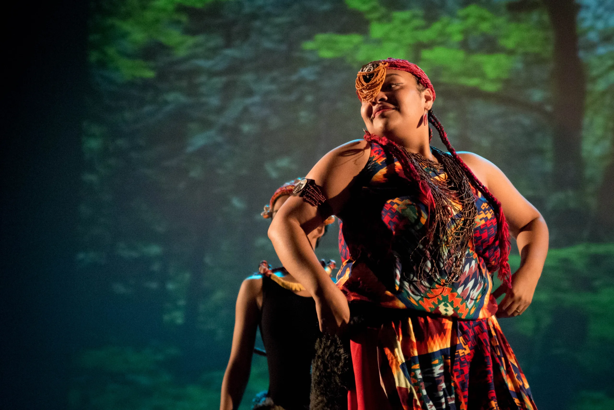 Espetáculo Raiz Afro-Gaúcha aborda a temática Sankofa, refletindo sobre o passado e projetando o futuro, inspirado na liturgia yorubá