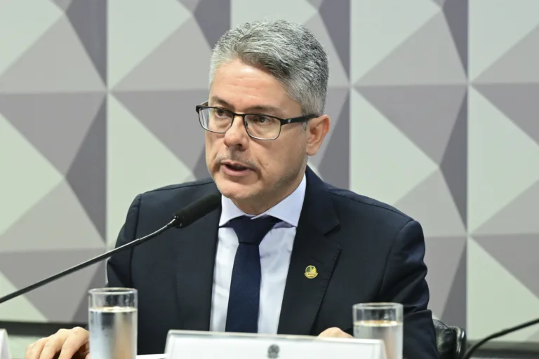 Governo tentará fazer mudanças no PL Antifacção no Senado e aposta em aliança com relator