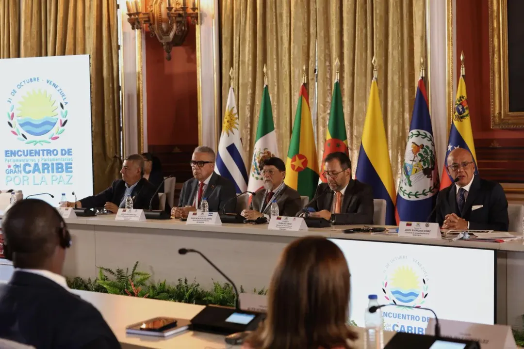 Delegação brasileira participa de encontro latino-americano contra ações dos EUA na Venezuela