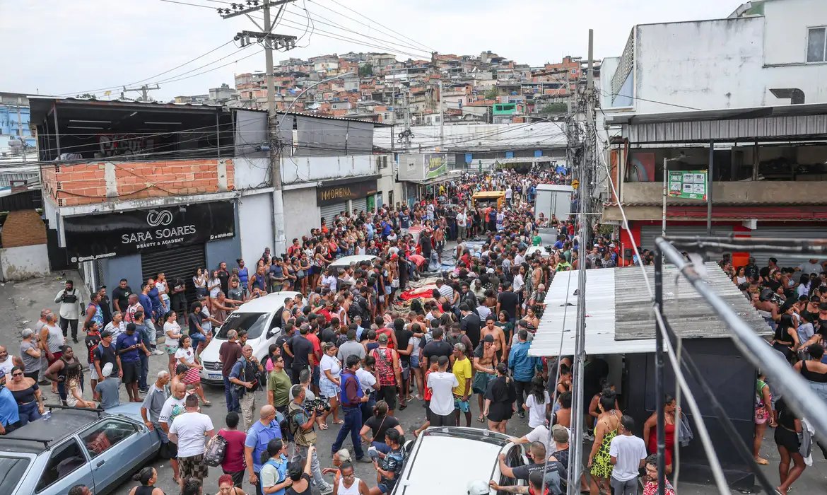 Operação contra o CV resultou em chacina no Complexo da Penha