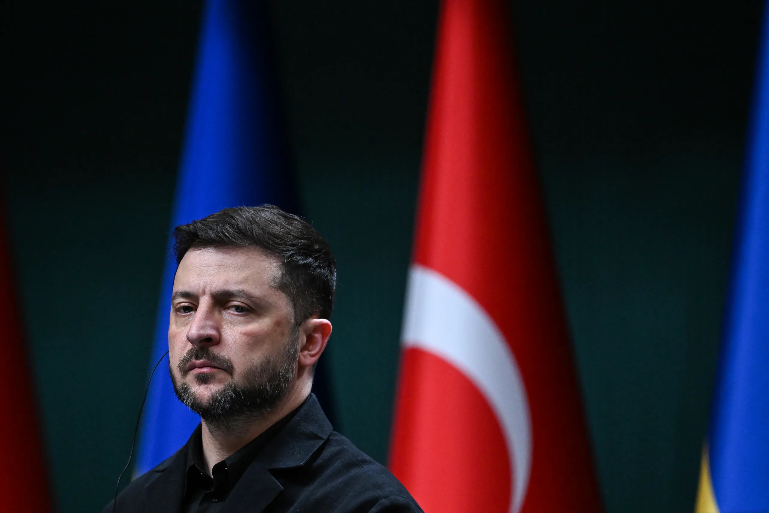 Presidente ucraniano, Volodymyr Zelensky, durante visita à Turquia em meio à pressão do novo plano de Trump