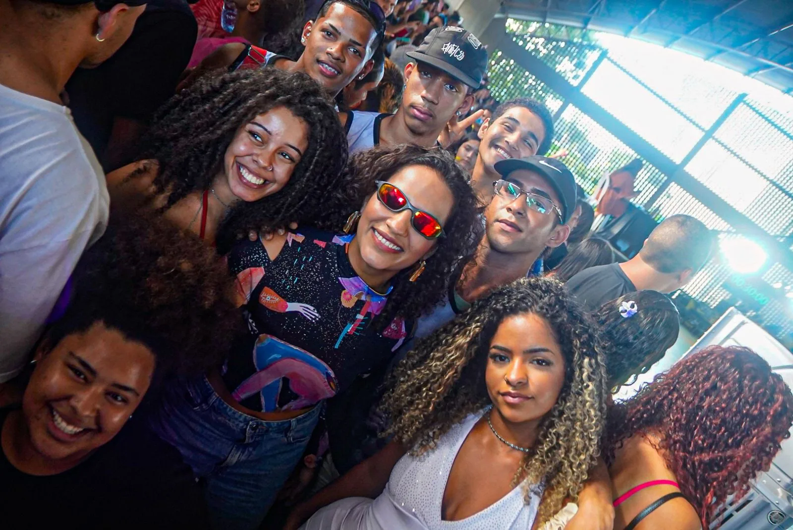Deputada Rosa Amorim (PT) em evento de brega-funk no Recife