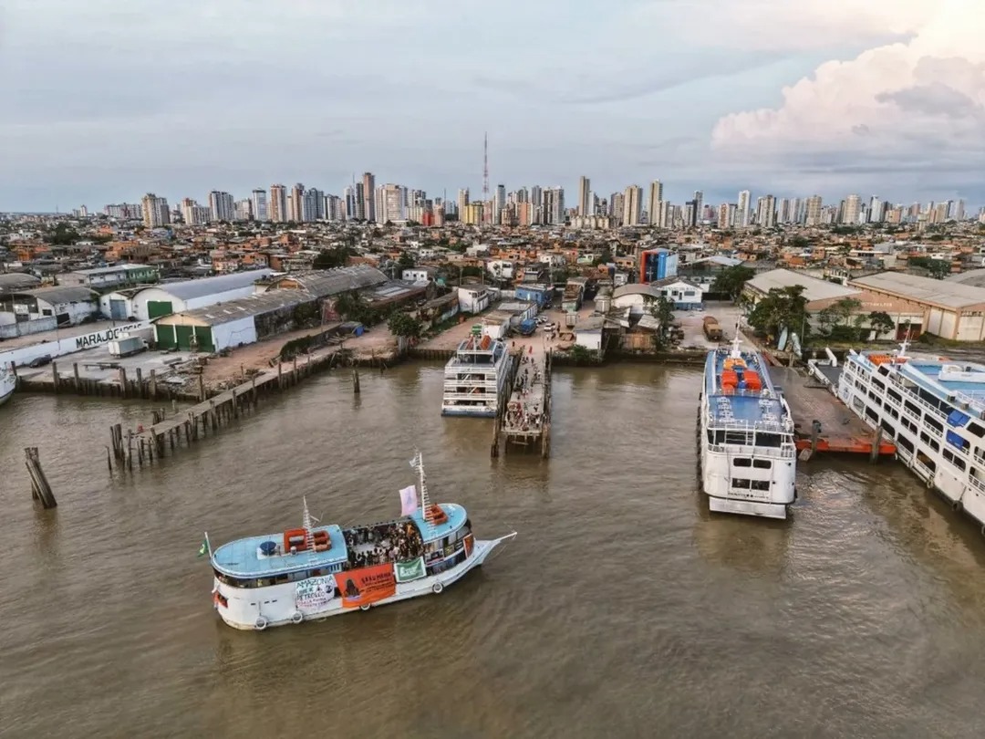 Flotilha desembarcou neste domingo(09)_ em Belém após quase um mês de viagem