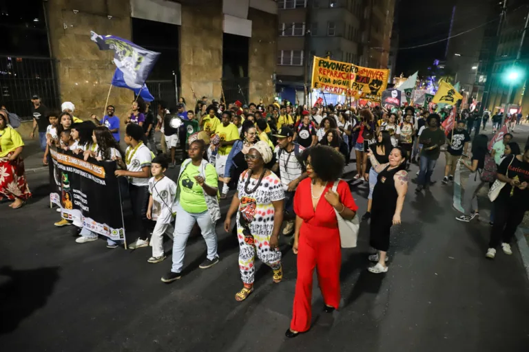 Marcha Zumbi e Dandara une resistência e memória para marcar o 20 de Novembro em Porto Alegre